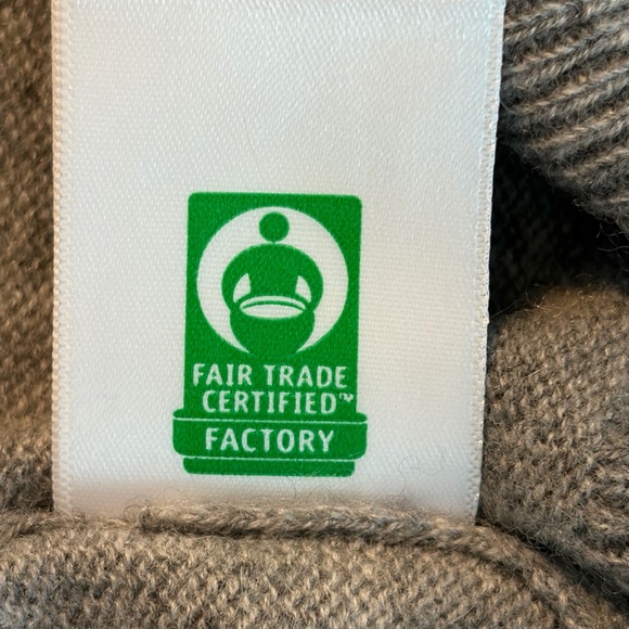 J.Crew Re-imagined Cashmere Classic-Fit Crewneck Sweater - heather ash - Picture 7 of 12